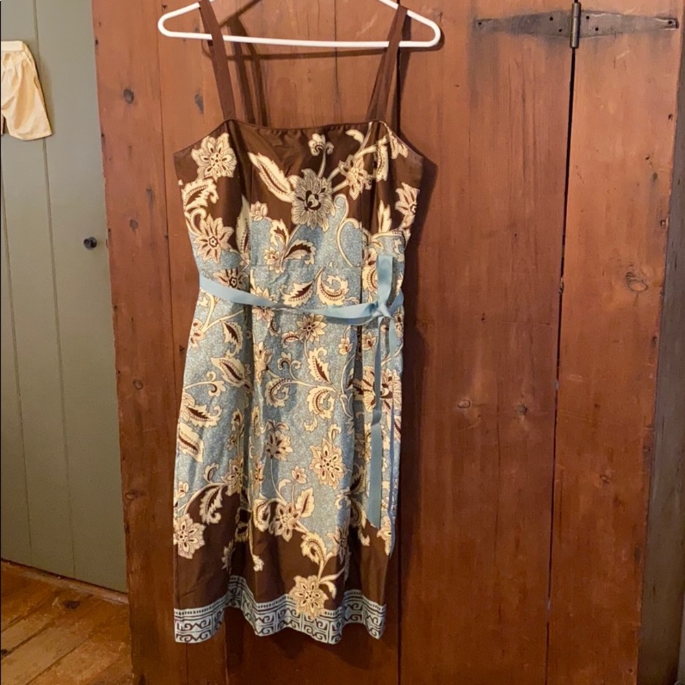 Dressbarn Women’s size 10 gorgeous dress